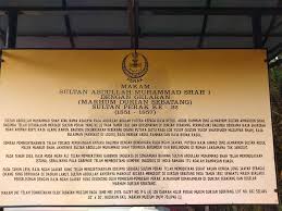 Beliau merupakan sepupu kepada sultan kelantan sultan muhammad v. Makam Sultan Abdullah Durian Sebatang Teluk Intan Perak Facebook