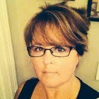 Selena Devine's Instagram, Twitter & Facebook