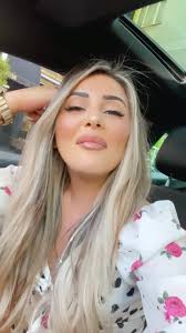 Bebegimmm🥀 #gizemjelii Bilin bakalım bu kimin arabası ✅🕊