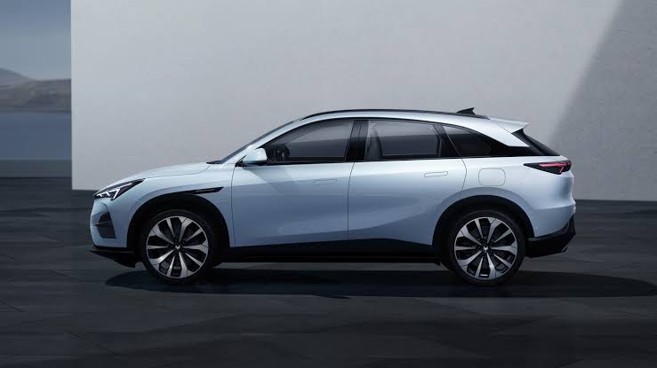ARCFOX ALPHA T5 WINS 2025 iF DESIGN AWARD - BAIC Group official website