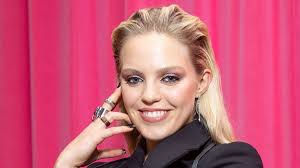 Qué opina Reneé Rapp, la nueva protagonista de Chicas pesadas, de Rachel  McAdams