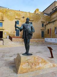 Jean De Valletta Monument Father Of Valletta Malta 2019 Valletta Monument My Travel