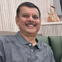 Robert Vaz Email & Phone Number