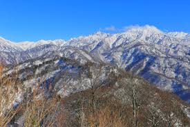 雪山を楽しもう！富山の低山ハイク | ふぉとやまライター | 【公式】富山県の観光旅行サイト「とやま観光ナビ」