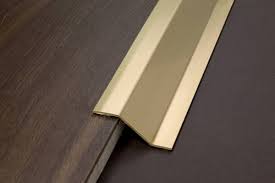 Webcatalogue Quincaillerie Aixoise Seuil Difference De Niveau Adhesif 4w6833