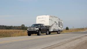 What To Know Before You Tow A Fifth Wheel Trailer