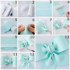 Pour le modelage de la pate a sucre, le modelage de la pate d'amande et du chocolat plastique, cerf dellier a sélectionné pour vous toute une gamme de moules silicone souple alimentaire. Confection D Une Boucle Pate A Sucre Fleurs En Fondant Deco Pate A Sucre