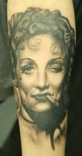 ▷ Grace Tattoo & Piercing, London