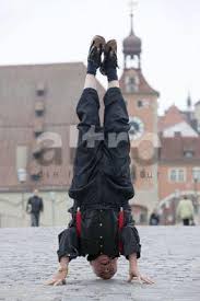 He is known for his work on play harlekin (1966), und ihr steckenpferd? Facebook