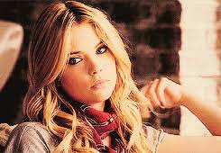 Pretty Little Liars S02 E01