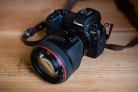 Here's my wedding photography gear bag, which i'd imagine is close to a typical wedding p. Top 10 Essential Wedding Photography Equipment List Prograde Digital