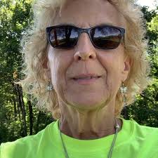 Gratitude.. & quiet time amongst this 100mph pace were all  in!#gratitudefornature#organicpark#stopandjustbe#dironcoorganiclawnandgarden 