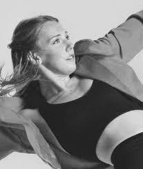 Ariana Barr's Instagram, Twitter & Facebook