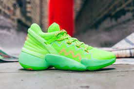 Nba star donovan spida mitchell collaborated with adidas senior director of footwear, rashad williams and his team on the d.o.n. Bayern Munich Adidas Onsemble Boots Girls Shoes