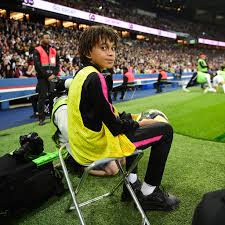 He is highly focused on his. Ethan Mbappe Son Apparition Remarquee Au Parc Des Princes Elle