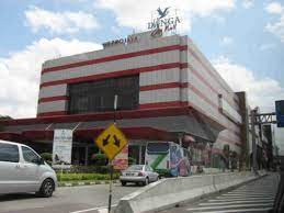 Danga city mall, previously known as the best world, was a shopping mall in johor bahru, johor, malaysia. Danga Bay Jb Theme Park Nearby Attractions Sgmytrips