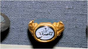 A good site for metal detecting is an area that has been utilized by a few people over a long period of time, or an area that has been utilized by thousands over a do not expect to find lots of treasure every time you metal detect. Treasure Roman Gold Ring Found With A Metal Detector In An English Field