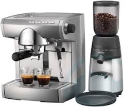 This grind and brew automatic coffee machine has its own integral burr coffee grinder. What Is The Best Coffee Maker Grinder Combo