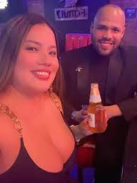 ✨ Al Productor & Promotor de Artistas Elvin Polanco República Dominicana  🇩🇴 Con 39 años de experiencia en la industria de la música latina Es Un  placer otorgar a al Promotor Elvin