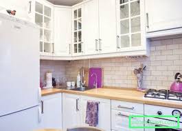Esta cocina moderna, con distribución en forma de u y comedor de diario, es un excelente ejemplo de cómo conseguir la elección de la tapa de silestone para la mesa del comedor permite la continuidad visual de la encimera de la cocina y coordina a la perfección con el menaje y la vajilla, de loza blanca. Color Violeta En El Interior De La Cocina 5 Secretos De Blog De Diseno