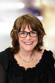 Julie Jantz's Instagram, Twitter & Facebook