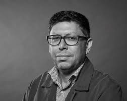 Casey farewells administrators