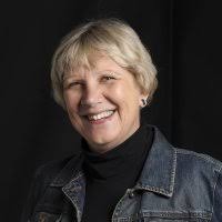 Jacqueline Kent reviews 'Radio Girl: The story of the extraordinary Mrs  Mac, pioneering engineer and wartime legend' by David Dufty