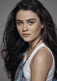 Fan Casting Lola Flanery as Jade Montgomery in Pretty Little Liars :  Original Sin (REBOOT)