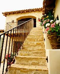 The outdoor stairs are the first thing that anybody notices in a house. How To Design Exterior Stairs