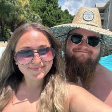 Kaitlyn Angel Taylor (@kaitlyyynnn) • Facebook