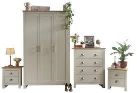 Discover the fastest way to turn your bedroom into an oasis and buy a bedroom set from our showroom today. Cream And Oak Bedroom Furniture Set Lancaster 4 Piece Bedroom Range Bedsmart