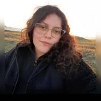 Ester Figueroa's Instagram, Twitter & Facebook