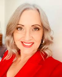 For almost 35 years Shauna Willis has been a part of the regional WA  television family. The partnership between Shauna and Noel Brunning