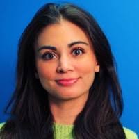 Elise Hahn's Instagram, Twitter & Facebook