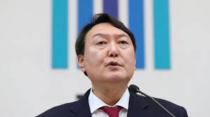법조계에선 추미애 전 장관의 '윤석열 찍어내기'나 '정권 수사 방해'에 동조했던 검사들을 포상(褒賞)하는 인사라는 비판이 나왔다. ìœ¤ì„ì—´ ì¸¡ ì§ë¬´ ë³µê·€ì— ì´ì–´ ë³¸ì•ˆ ì†Œì†¡ë„ ì¤€ë¹„í•  ê²ƒ Sbs ë‰´ìŠ¤