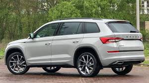 The two magic letters rs signify the most dynamic version of the new kodiaq, fitted with sports seats and a the sportline version adds elegance and style to the new kodiaq. Skoda New Kodiaq Sportline 2021 In 4k Steel Grey 7 Seats 20 Inch Vega Walk Around Detail Inside Youtube