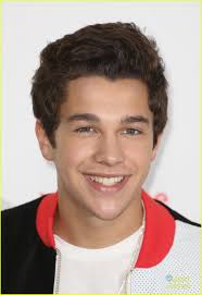 Austin Mahone & 5 Seconds of Summer Have a Ball at Wembley!: Photo 688043