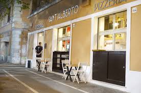 La guida dei ristoranti a roma. Apre Al Pigneto La Pizzeria Liquoreria Sant Alberto Effetto Food
