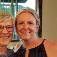 Robin Mace's Instagram, Twitter & Facebook