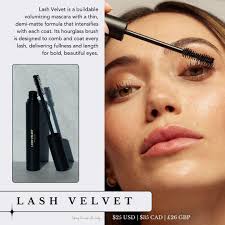 New Glitter Glaze Liquid Gel Eye Shadows Launch in February