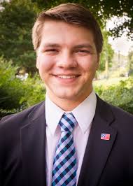 Doran Erickson's Instagram, Twitter & Facebook