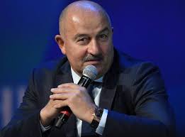 Валерий карпин стал новым главным тренером сборной россии по футболу в пятницу вечером. Trener Sbornoj Rossii Po Futbolu Cherchesov Ushel V Otstavku