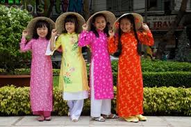 Pin By Tina Cannup On What I Want Right Now Vietnamese Clothing Vietnamese Traditional Dress Traditional Dresses For Kids