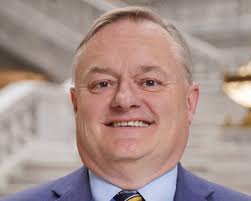 2022 graduation speaker is senior adviser to governor: Mike Mower