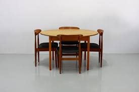 Ours are designed with the right proportions to be comfortable to sit in until dessert. Vintage Danish Extendable Teak Dining Table 1960s For Sale At Pamono