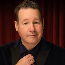 Robert Clermont's Instagram, Twitter & Facebook