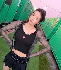 Eunice Tjoa hd ass clap