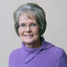 Karla Brewster's Instagram, Twitter & Facebook