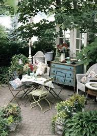 Shabby Chic Garten Sitzecke Und Kommode Shabby Chic Garten Shabby Chic Terrasse Outdoor Dekorationen
