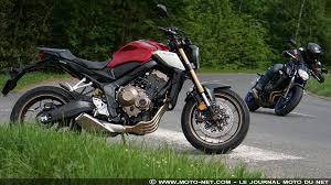 Tous Les Essais Le Scooter Qui Fait Peur Aux Motos
